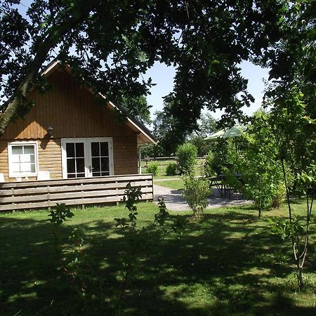 Vakantiehuisjes Landgoed Sonneborghe Kollumerzwaag Exterior photo