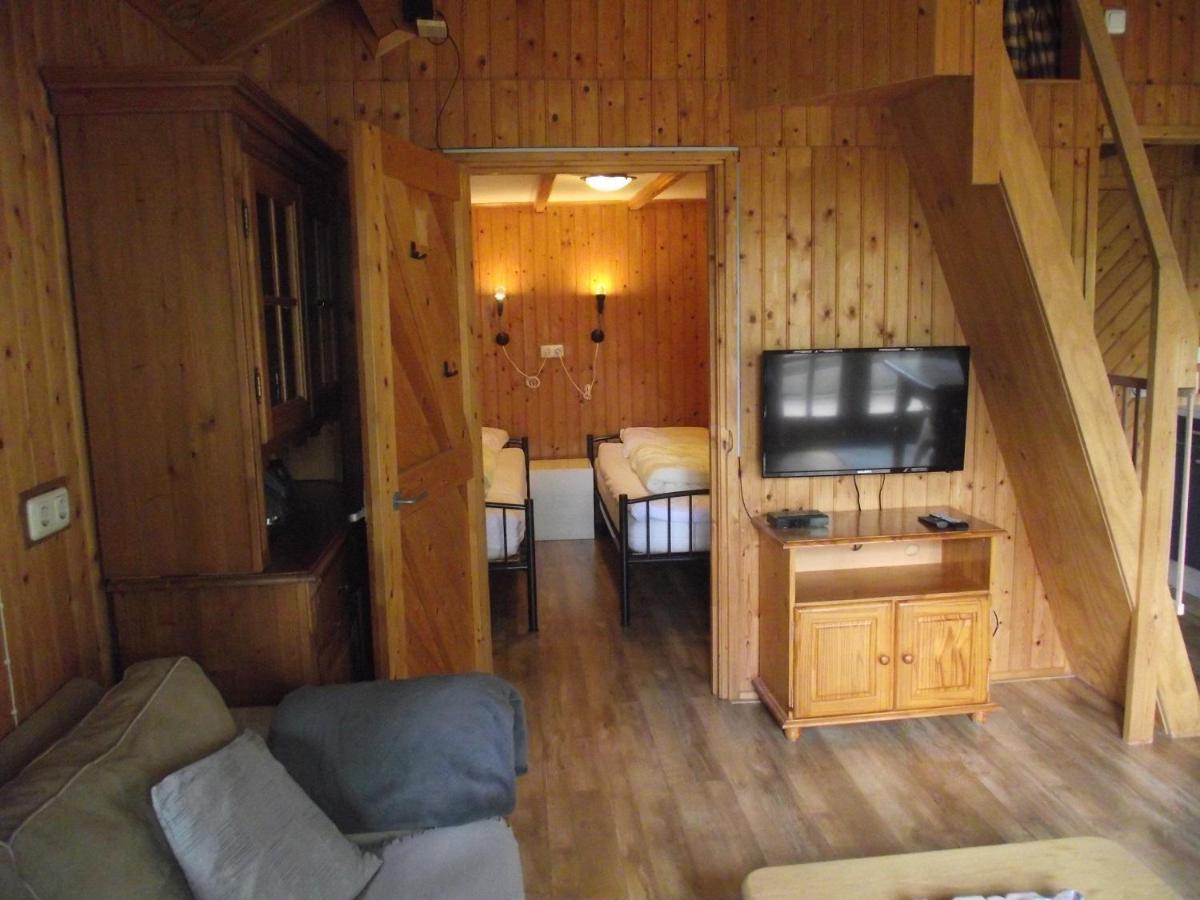 Vakantiehuisjes Landgoed Sonneborghe Kollumerzwaag Exterior photo