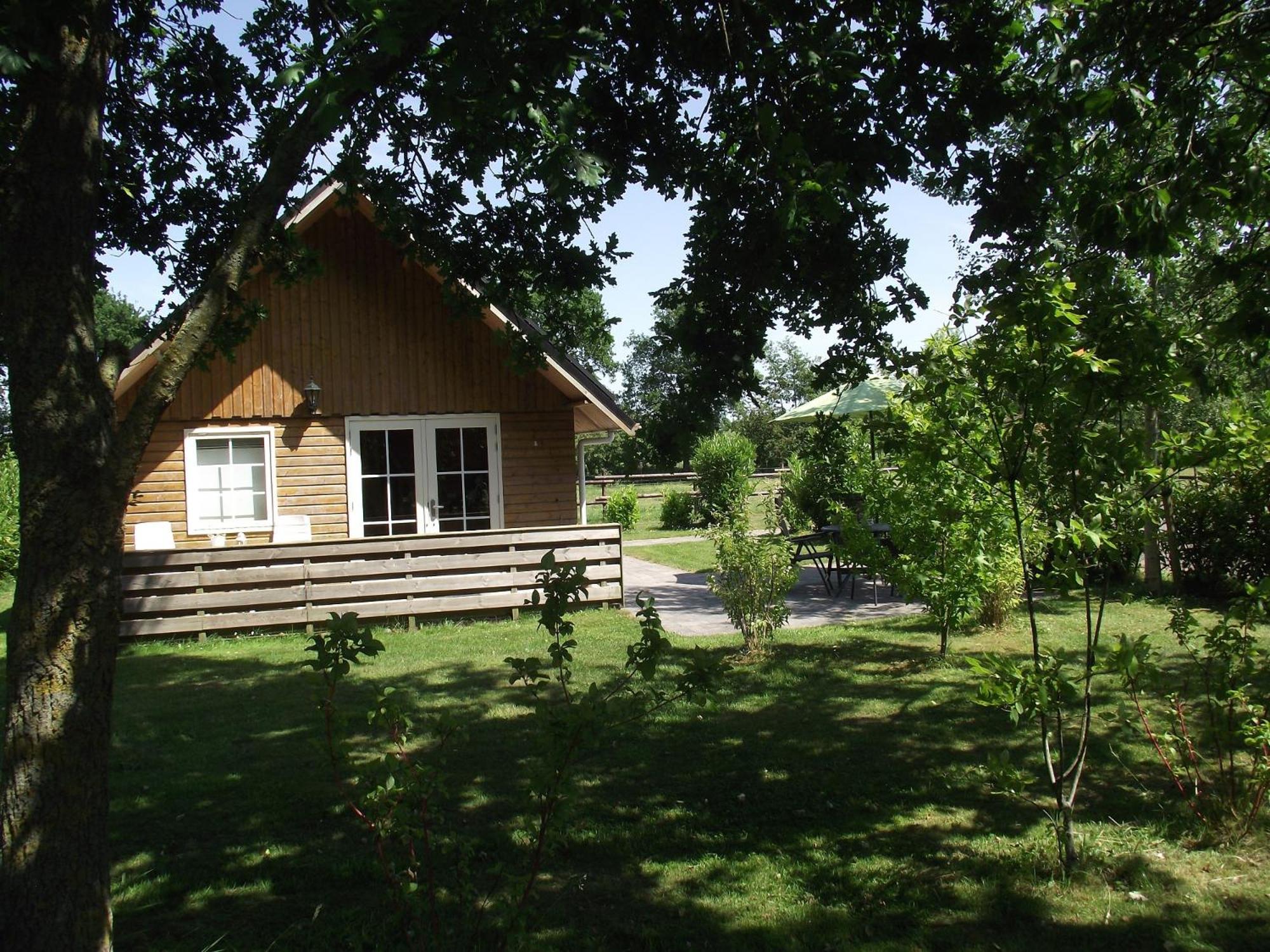 Vakantiehuisjes Landgoed Sonneborghe Kollumerzwaag Exterior photo